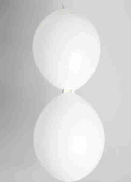 Doorknoopballon 25cm kristal wit