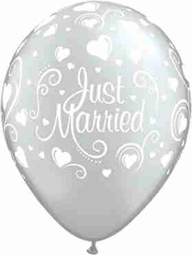 Just Married Hearts Metallic Silver Latex Round 11in/27.5cm